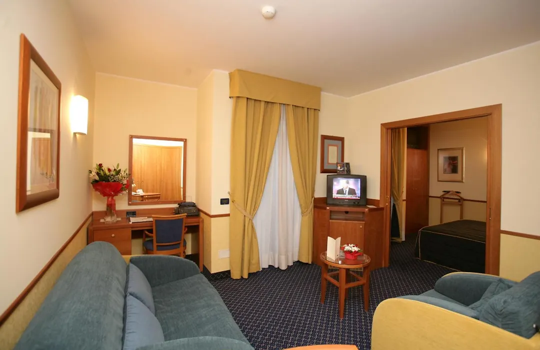 Pacific Hotel Fortino-1