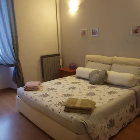 Duca'S Guest House-3